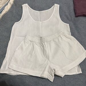 Piglet in bed high quality linen sleep set tank shorts women's small brand new!